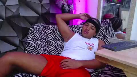 black_king_241 online show from January 29, 2025, 9:39 pm