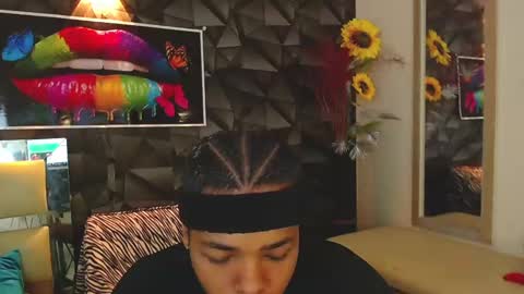 black_king_241 online show from February 7, 2025, 1:53 pm