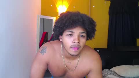 black_king_241 online show from February 26, 2025, 5:53 am
