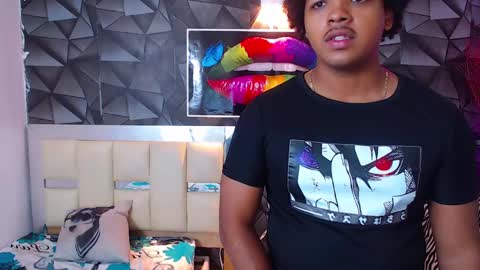 black_king_241 online show from February 28, 2025, 6:32 am