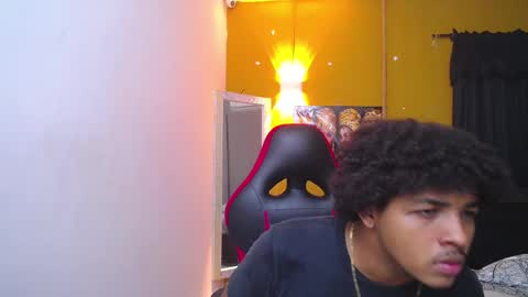 black_king_241 online show from March 5, 2025, 3:18 am