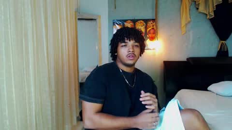 black_king_241 online show from October 1, 2025, 3:01 am