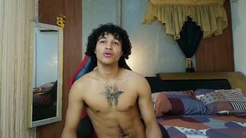 black_king_241 online show from April 2, 2026, 11:24 pm