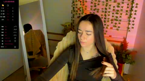  Black Kittie    Wednesday - 1300 - 1900 GMT help me get 100 thumbs up online show from September 28, 2025, 6:52 am