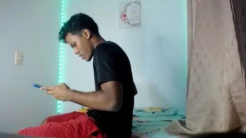 Snapshot of black_men9 chatting on December 16, 2025, 3:55 am black_men9 online show from December 16, 2025, 3:55 am