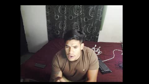 Snapshot of black_muscle6 chatting on March 30, 2026, 2:01 am black_muscle6 online show from March 30, 2026, 2:01 am