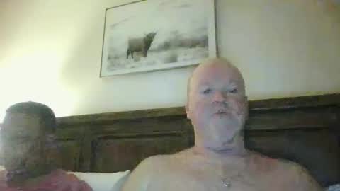 black_n_white4 online show from December 24, 2024, 11:49 am