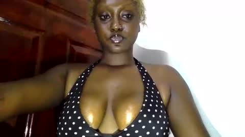 Snapshot of black_paanther chatting on March 16, 2026, 12:20 pm black_paanther online show from March 16, 2026, 12:20 pm