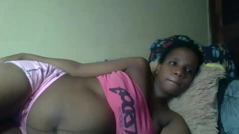 Snapshot of black_queen0111254 chatting on April 23, 2026, 12:51 pm Blackqueen online show from April 23, 2026, 12:51 pm