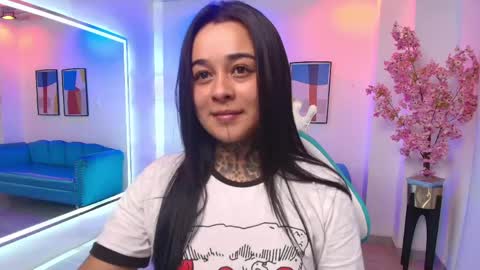 Snapshot of black_roseee chatting on June 10, 2026, 3:50 am Rousse online show from June 10, 2026, 3:50 am