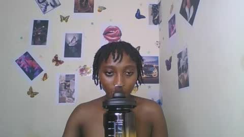Snapshot of black_rosey chatting on January 15, 2026, 1:26 pm veraa online show from January 15, 2026, 1:26 pm