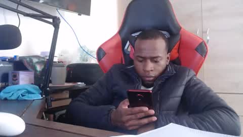 Black online show from February 17, 2026, 6:47 pm