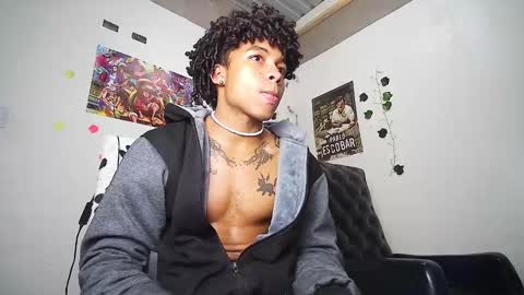 black_tentationx online show from February 19, 2025, 8:12 am