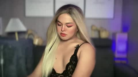 Snapshot of blackbarbiechantalxvx chatting on March 4, 2025, 1:59 pm blackbarbiechantalxvx online show from March 4, 2025, 1:59 pm