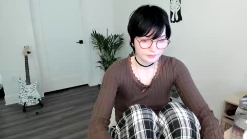 Snapshot of blackberryfizz chatting on October 19, 2025, 3:34 pm Ella online show from October 19, 2025, 3:34 pm