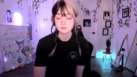 Ella online show from March 2, 2026, 10:11 am