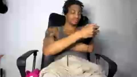 Snapshot of blackbulltitus chatting on July 4, 2026, 2:40 am BlackBullTitus online show from July 4, 2026, 2:40 am