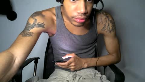 Snapshot of blackbulltitus chatting on July 10, 2026, 4:06 am BlackBullTitus online show from July 10, 2026, 4:06 am