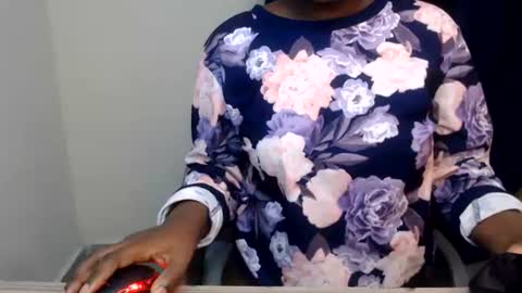Snapshot of blackcyn chatting on July 2, 2026, 3:23 am Cynthia online show from July 2, 2026, 3:23 am