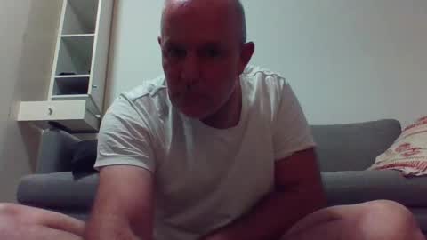 Snapshot of blackdog71 chatting on March 6, 2025, 7:32 pm blackdog71 online show from March 6, 2025, 7:32 pm