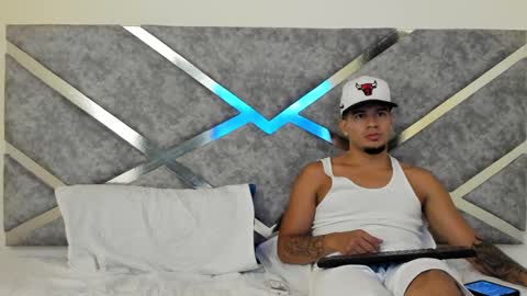 Snapshot of blackdreams1__ chatting on January 8, 2025, 11:30 pm Black Dreams online show from January 8, 2025, 11:30 pm