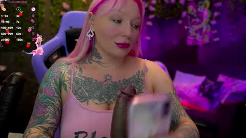 Alice online show from September 24, 2025, 1:03 pm