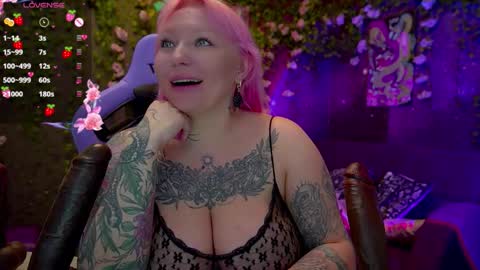 Alice online show from November 22, 2025, 7:13 pm