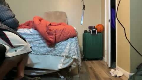 Snapshot of blackjag107 chatting on December 19, 2025, 4:58 pm blackjag107 online show from December 19, 2025, 4:58 pm