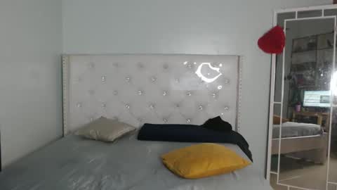 Cleo online show from February 11, 2026, 6:24 pm