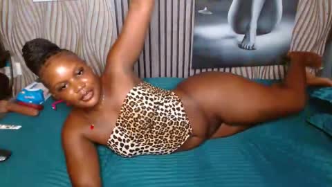 Snapshot of blackmellanin_ chatting on May 11, 2026, 11:57 pm Smiley sylivia online show from May 11, 2026, 11:57 pm