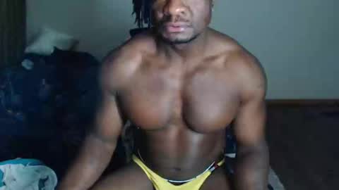 Snapshot of blackmusclegym chatting on March 1, 2025, 4:44 pm blackmusclegym online show from March 1, 2025, 4:44 pm