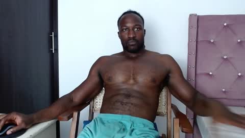 Snapshot of blacknikes chatting on January 15, 2025, 1:31 pm Twtter 1MikeBeckford Onlyfns beckfordmike online show from January 15, 2025, 1:31 pm