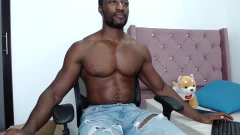 Snapshot of blacknikes chatting on February 28, 2025, 2:09 am Twtter 1MikeBeckford Onlyfns beckfordmike online show from February 28, 2025, 2:09 am