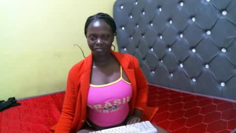 Brenda and Niffa online show from December 6, 2024, 8:05 am