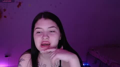 blackroseonee online show from May 12, 2026, 1:36 am