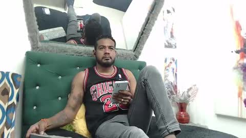 Snapshot of blade_foxx chatting on January 10, 2025, 11:00 am Richard online show from January 10, 2025, 11:00 am