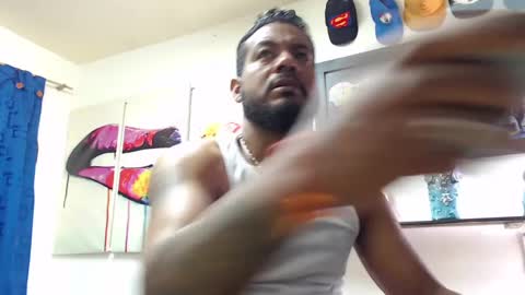 Snapshot of blade_foxx chatting on February 17, 2025, 1:21 pm Richard online show from February 17, 2025, 1:21 pm