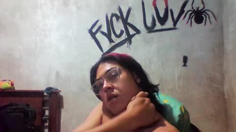 Snapshot of blade_sensual chatting on December 2, 2025, 3:56 am blade_sensual online show from December 2, 2025, 3:56 am