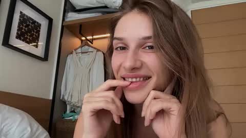 Snapshot of blair_foxxxy chatting on September 12, 2025, 4:01 am Blair online show from September 12, 2025, 4:01 am
