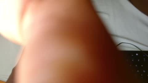 Snapshot of blair_sue chatting on May 1, 2026, 2:05 am love online show from May 1, 2026, 2:05 am
