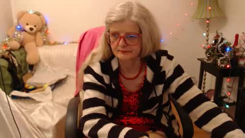 Snapshot of blairfort chatting on December 17, 2024, 11:59 pm blairfort online show from December 17, 2024, 11:59 pm