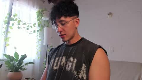 Blake Levi  Independent Model online show from February 6, 2026, 4:43 pm