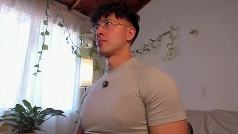 Snapshot of blake_levi chatting on May 22, 2026, 6:02 pm Blake Levi Independent Model online show from May 22, 2026, 6:02 pm