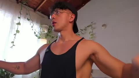 Snapshot of blake_levi chatting on May 25, 2026, 6:58 pm Blake Levi Independent Model online show from May 25, 2026, 6:58 pm