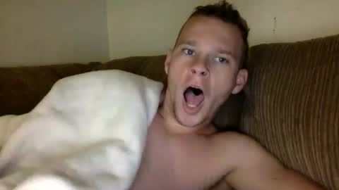 Snapshot of blakeandskylar chatting on May 6, 2026, 8:52 am BlakeAndSkylar online show from May 6, 2026, 8:52 am