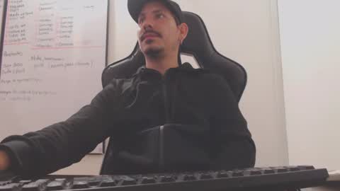 Snapshot of blakedavid69 chatting on March 9, 2025, 4:11 pm David online show from March 9, 2025, 4:11 pm