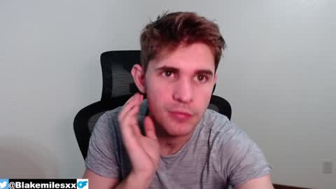 Snapshot of blakemiles2 chatting on January 30, 2025, 4:06 am Blake Miles online show from January 30, 2025, 4:06 am