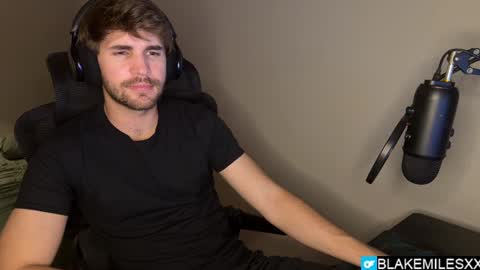 Snapshot of blakemiles2 chatting on October 8, 2025, 12:52 am Blake Miles online show from October 8, 2025, 12:52 am