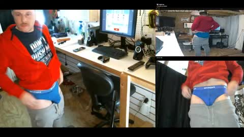 Snapshot of blakenextdoor chatting on December 23, 2024, 2:02 am Blake Jonson online show from December 23, 2024, 2:02 am