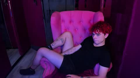 Snapshot of blalz_vok chatting on November 18, 2025, 9:19 pm Blaiz online show from November 18, 2025, 9:19 pm